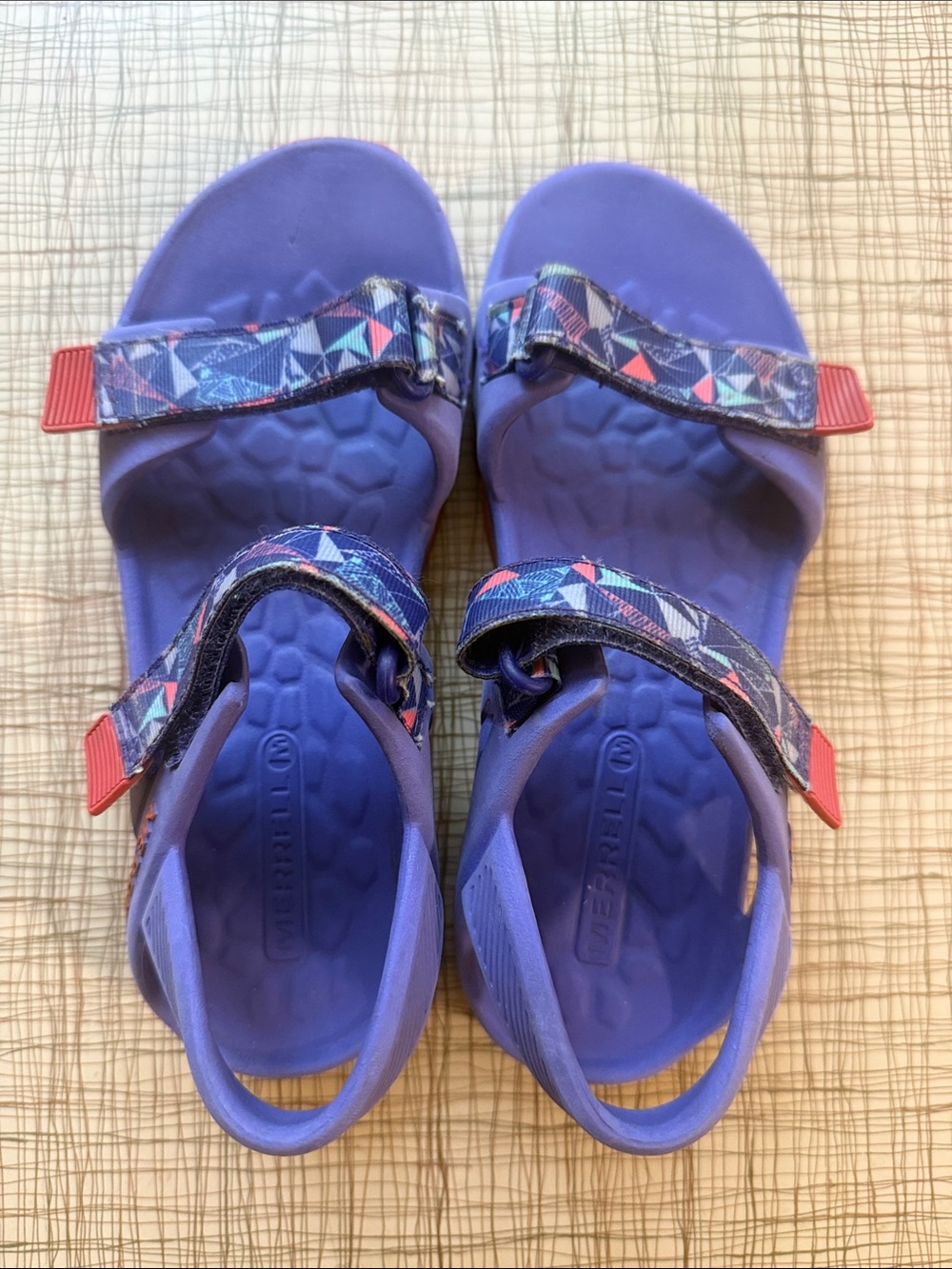 Merrell Kids Lavender Sandals with Geometric Print Straps - Picture 3 of 6